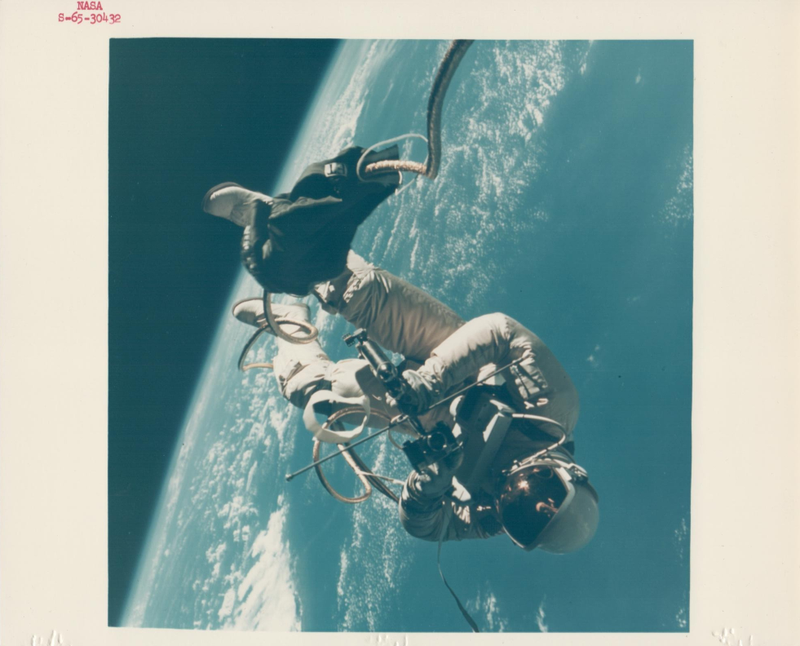 Illustration for article titled 17 Vintage NASA Photos of Exploration in the Space Age